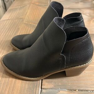 Universal Thread Faux Leather Bootie